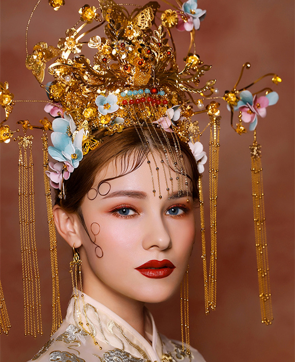 1650527785311486vok3.jpg 中式组15号-郑州秋季形象设计与艺术创意班《璎珞繁花》.jpg