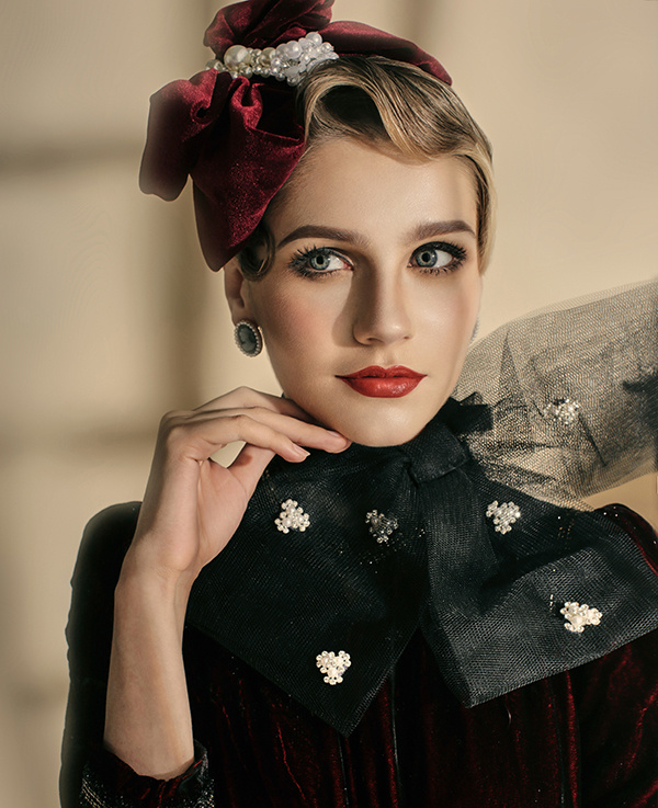 1616575838328839Qo3J.jpg 西式5号-成都-2019春季形象设计与艺术创意班-《艳●一枝红艳露凝香》-化妆造型:林瑞玲-王慧-赵晗羽-陈春梅-何雨梅-摄影:李文品-后期:魏巍-模特:Aleksandra-修片-.jpg